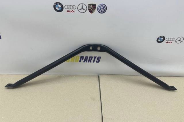 Буфер бампера переднього 51647409749 BMW