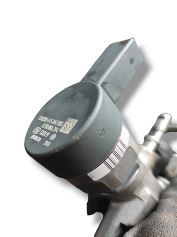 Регулятор тиску палива в паливній рейці 0281006394 BOSCH