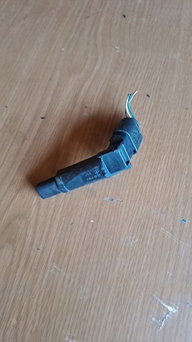 Датчик управління двигуном 03D906433 VAG