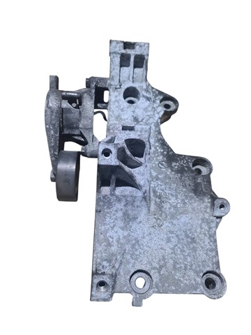 Кріплення генератора 03G903143A VAG