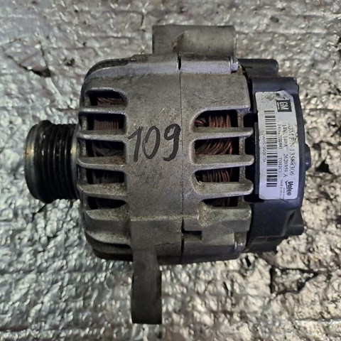 Генератор автомобільний 13588306 GM