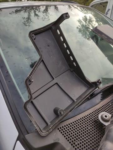 Кришка блоку запобіжників 1635400382 MERCEDES