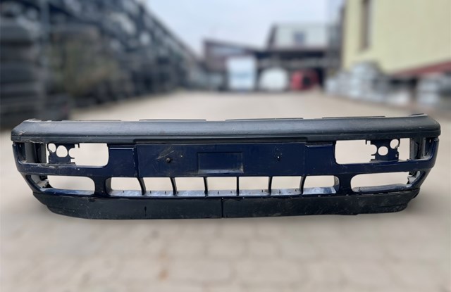 Бампер передній 1H6807217 VAG