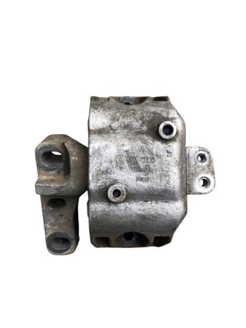 Права подушка мотора 1J0199262BF VAG