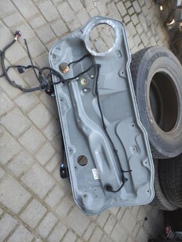 Механізм стеклопідйомника водійських дверей 1J3837461F VAG