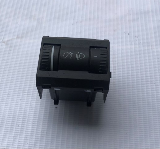 Кнопка коректора фар 1Z0941333 VAG
