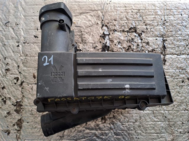 Корпус повітряного фільтра 3C0129607AQ VAG