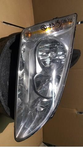 Права блок фара 4M5113W029AF FORD