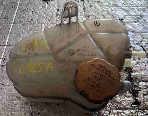 Водяний бачок системи охолодження 55702165 OPEL