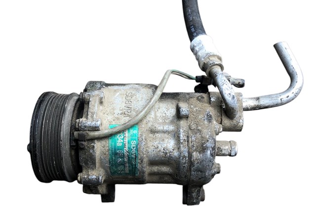 Компресор кондиціонера 6N0820803B VAG