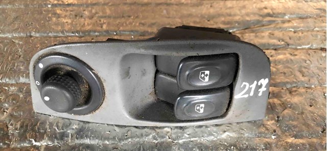 Блок керування дзеркалами заднього виду 7700429992 RENAULT