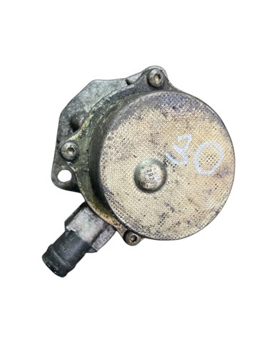 Насос вакуумний 8200113585 RENAULT