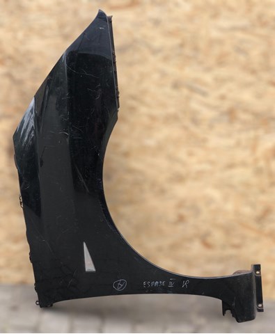 Переднє праве крило 8200155751 RENAULT