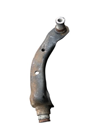 Кронштейн передньої балки 8200197452 RENAULT