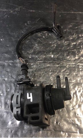 Перетворювач тиску (соленоїд) наддуву / EGR 8200575400 RENAULT