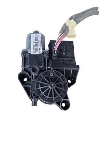 Мотор склопідйомника дверей задніх, правих 827303178R RENAULT