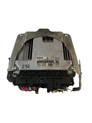 Блок електронного управління 8966102A90 TOYOTA