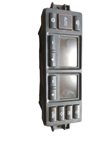 Блок управління пічкою 8L0820043M VAG