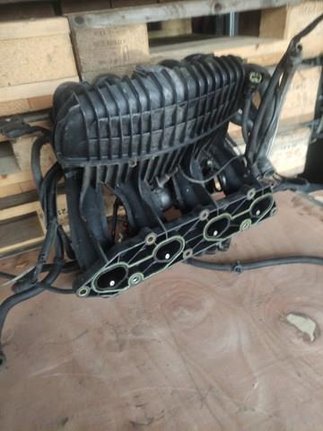 Колектор впускний A1111412001 MERCEDES