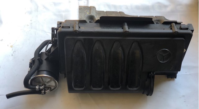 Коробка фільтра A6400900701 MERCEDES