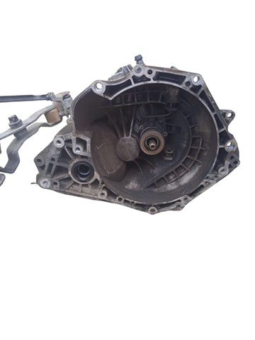 Коробка передач в зборі з головною передачею і диференціалом F13W429 OPEL