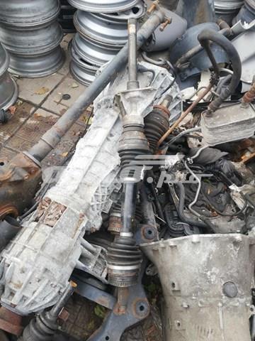 Привід передній правий IED000061 LAND ROVER