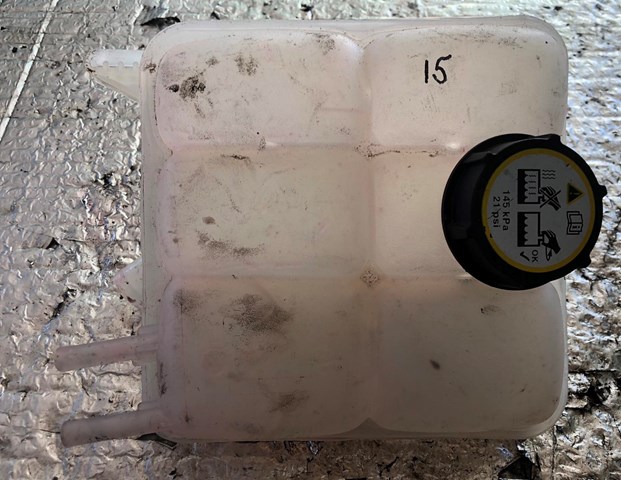 Водяний бачок системи охолодження V250658 VAICO