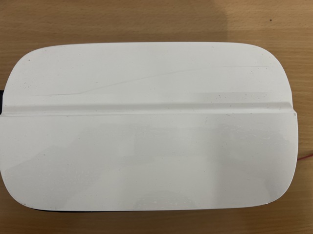 Лючок бензобака / паливного бака 8W0809907 VAG