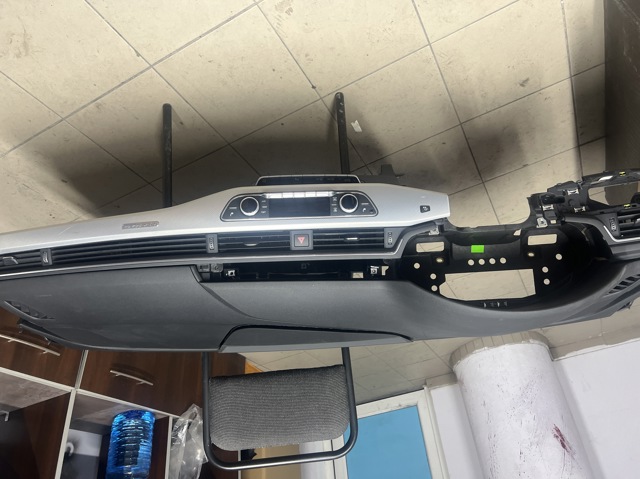 Торпеда приладова панель 8W1857001H24A VAG