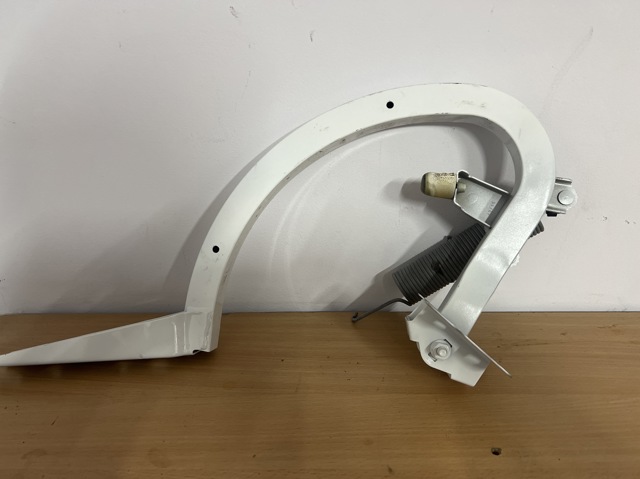 Петля багажника 8W5827301A VAG