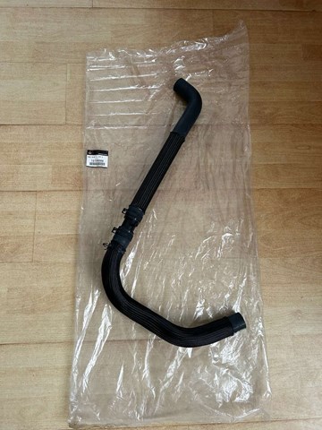 Шланги системи охолодження 1370B566 MITSUBISHI