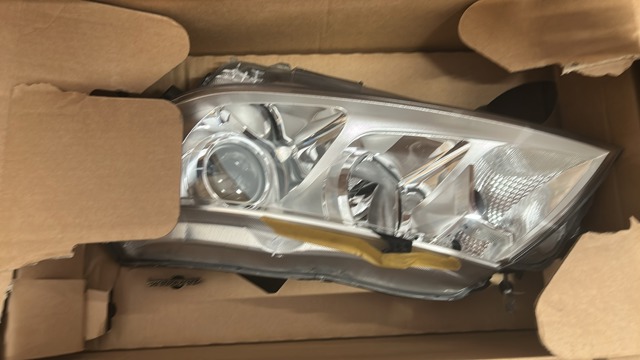 Блок фара ліва 3532054P00000 SUZUKI