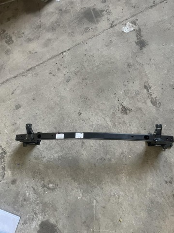 Буфер бампера переднього 6400L520 MITSUBISHI