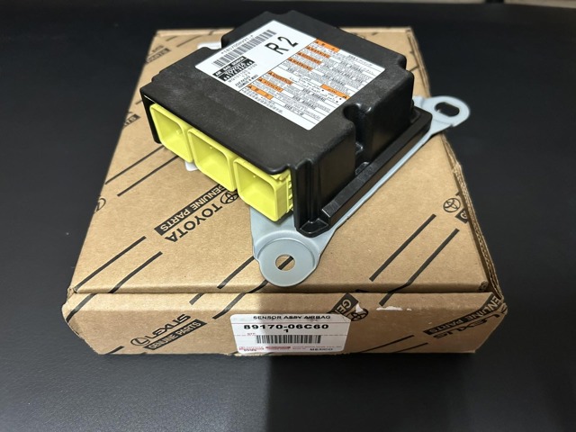 Блок управління airbag 8917006C60 TOYOTA
