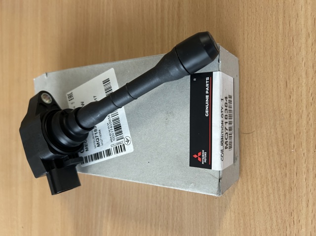 Котушка запалювання MQ718384 MITSUBISHI