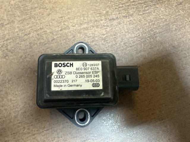 Датчик поперечного прискорення (ESP) 8E0907637A VAG