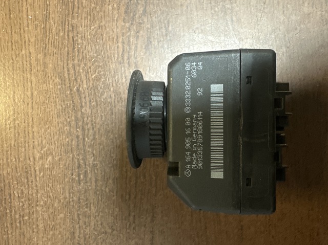 Замок запалювання A1649051600 MERCEDES