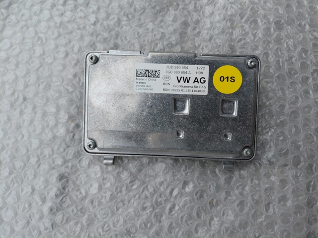 Камера заднього виду 3QD980654 VAG