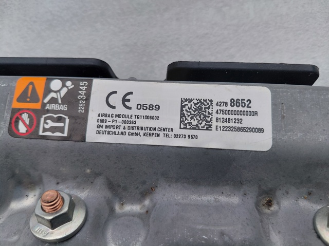 Подушка безпеки (AIRBAG) пасажирська, захисту колін 42788652 GM