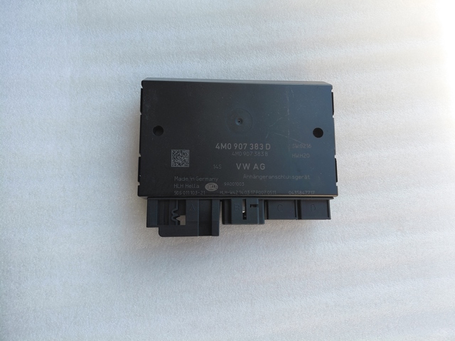 Блок керування фаркопом 4M0907383D VAG