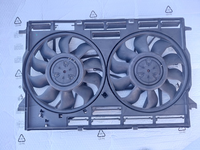 Дифузор вентилятора 80A121003 VAG