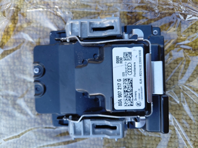 Камера системи забезпечення видимості 80A907217G VAG