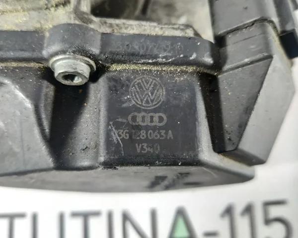 Дросільна заслінка в зборі 03G128063A VAG