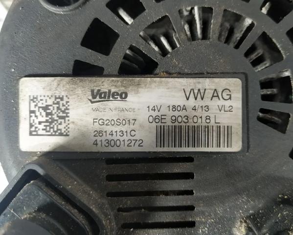 Авто генератор 06E903018L VAG