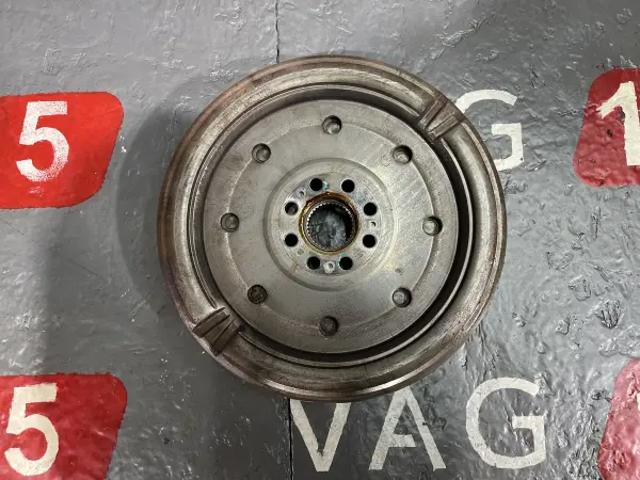 Маховик зчеплення 06J105266AE VAG