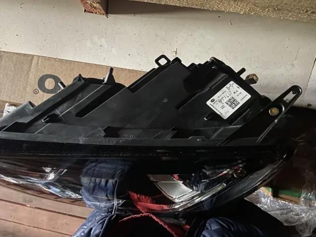 Блок фара ліва 1EL011937411 HELLA