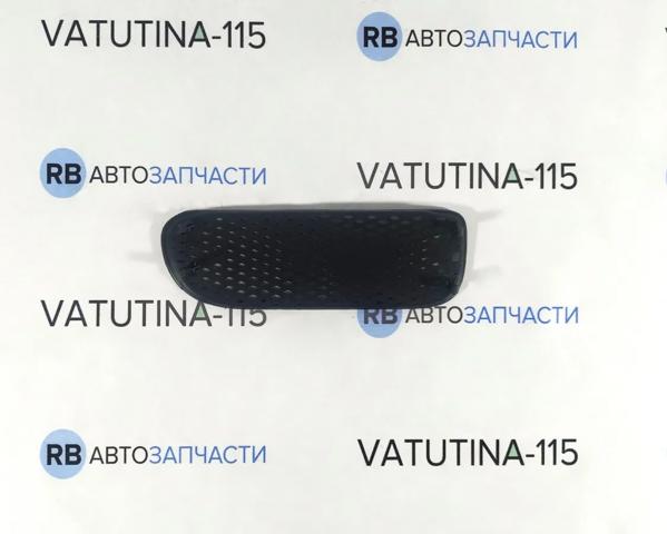 Решітка переднього бампера, ліва 1U0807367T ELIT