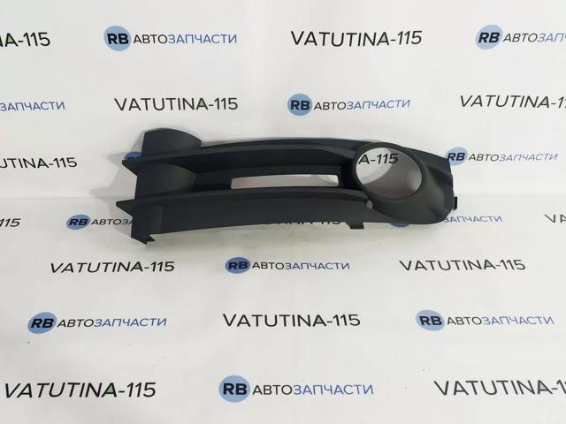 Заглушка, решітка протитуманних фар бампера переднього, ліва 2K0853683A7G9 VAG