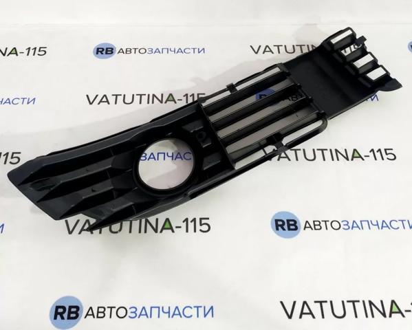 Заглушка протитуманок, ліва 3B0853665LB41 VAG