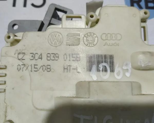 Замок задньої двері, лівої 3C4839015B VAG